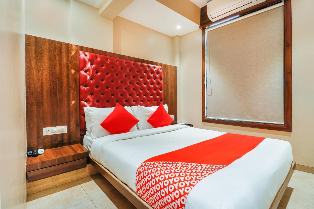 Oyo 70475 Hotel Sea Breeze Mumbai Eksteriør bilde