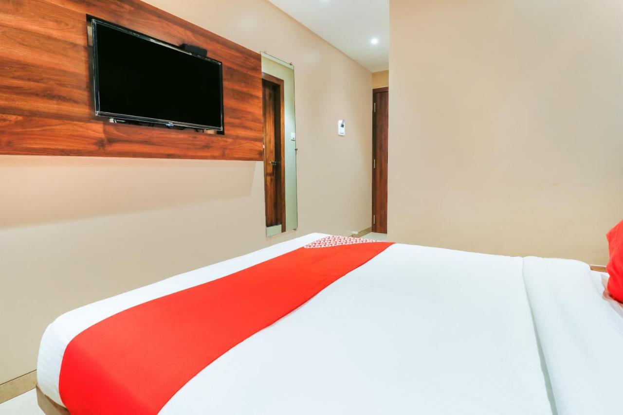 Oyo 70475 Hotel Sea Breeze Mumbai Eksteriør bilde